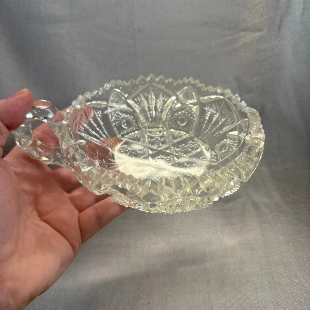 Unbranded Pressed Glass Nappy Bowl Unisex One Size Clear Vintage Sawtooth Edge